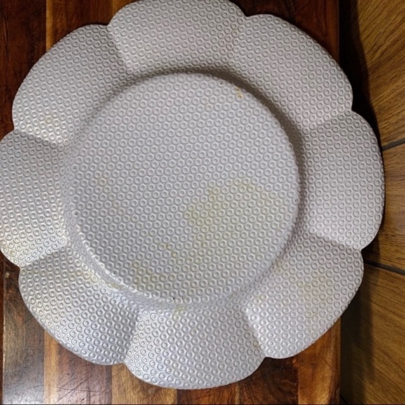 Purple Flower Shaped Serving Platter 13 1/2" - Picture 3 of 4